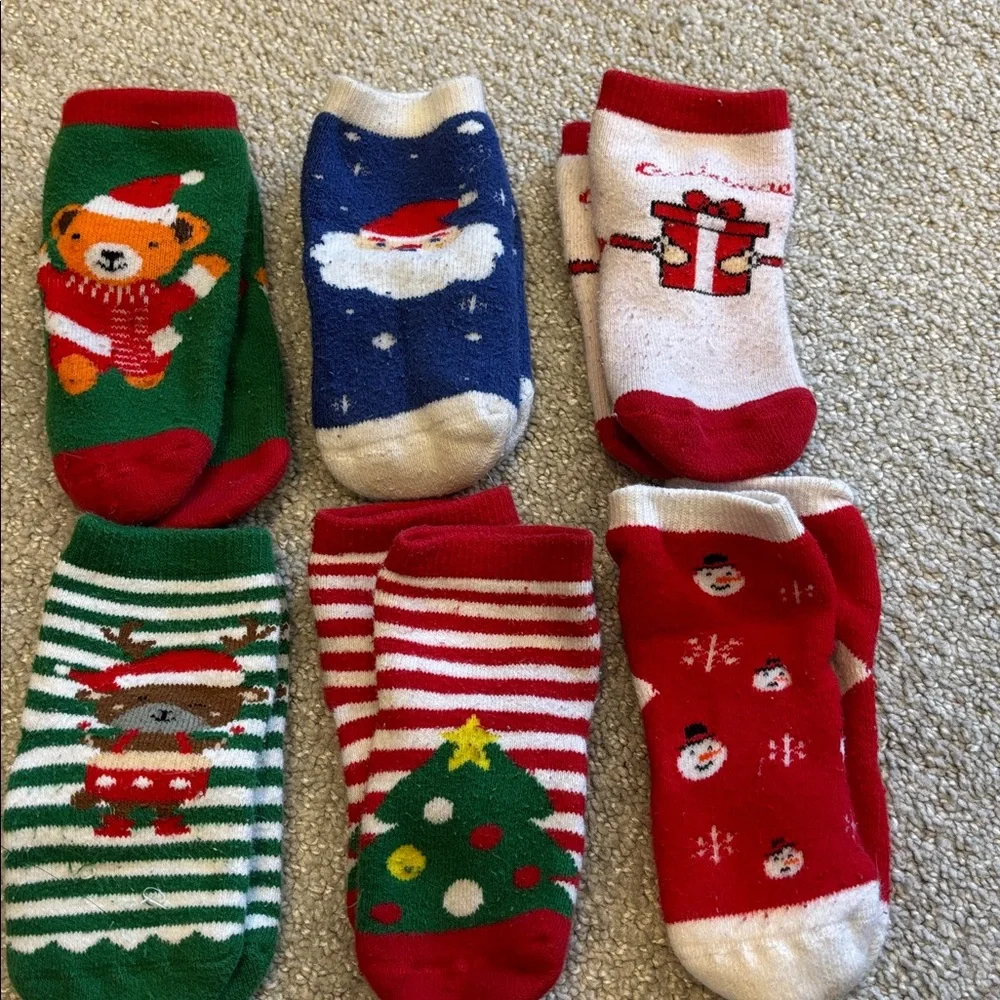 Festive Christmas Themed Socks Set